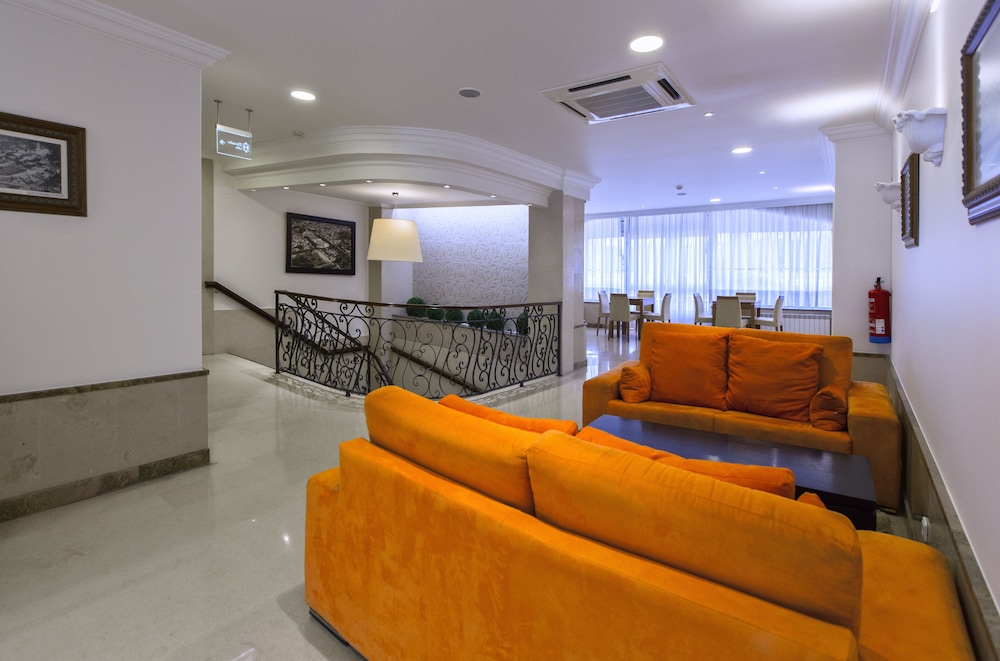 Hotel Avenue of Fatima by null