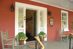 Balcony - Gîte Le Passe-Partout (Cowansville)