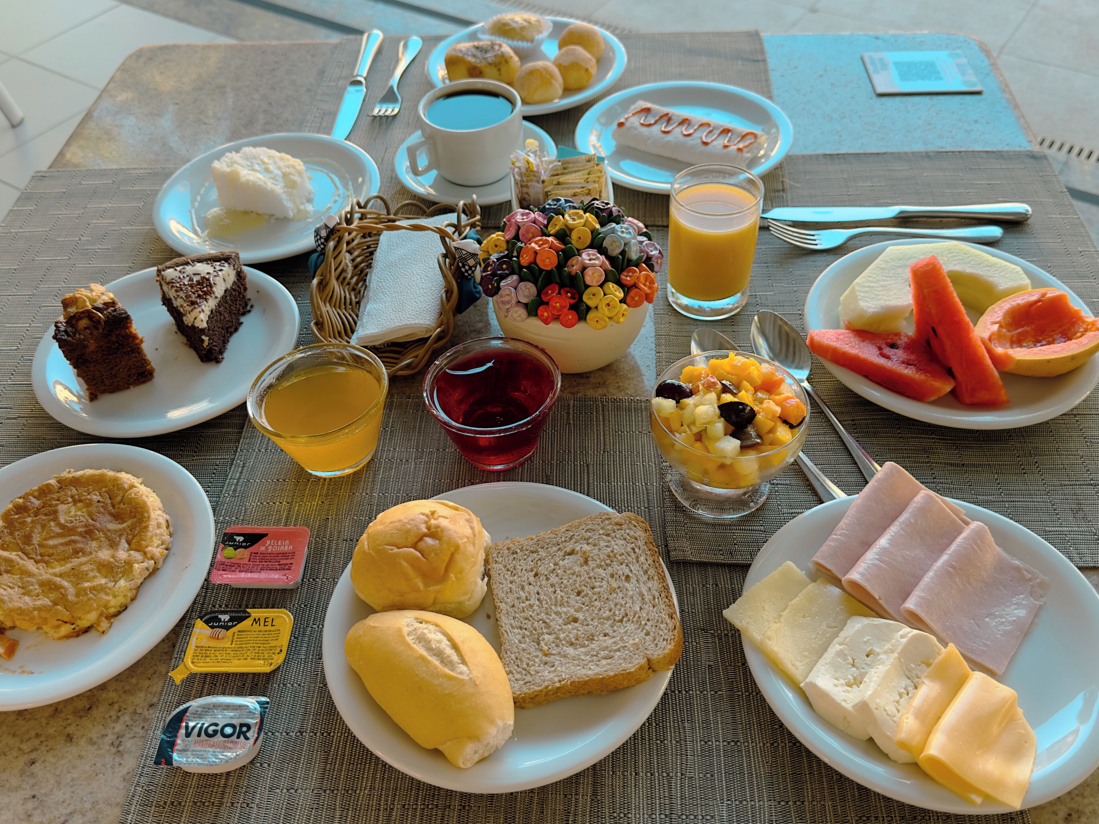 free local cuisine breakfast