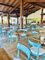 Se sirven desayunos, almuerzos y cenas