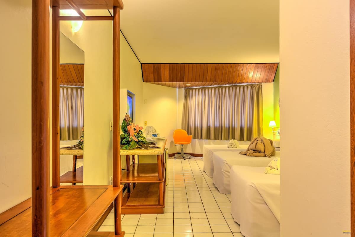 Minibar, in-room safe, desk, blackout drapes