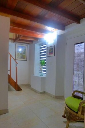Family Suite, 2 Bedrooms | Living area | Flat-screen TV - Hotel Boutique Diego de Alcala (Cartagena)