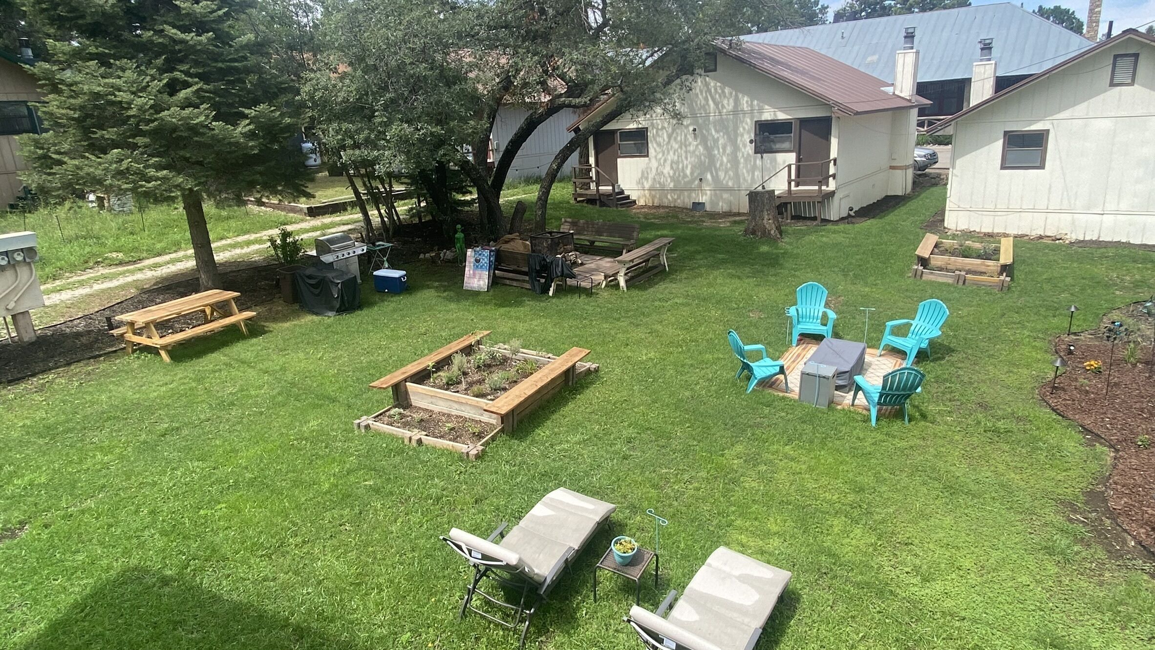 standard room, 1 queen bed | courtyard view