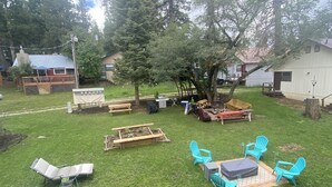Standard Room, 1 Queen Bed | Courtyard view - Summit Inn (Cloudcroft)
