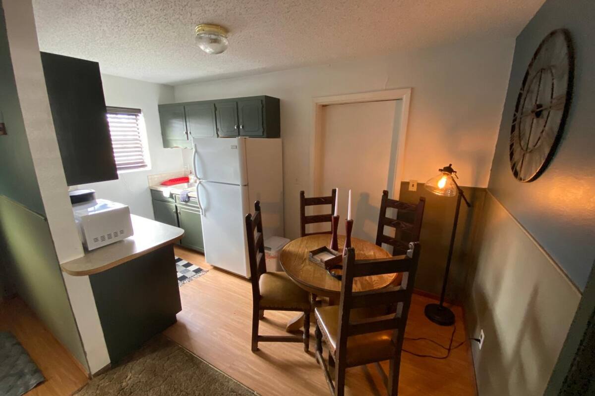 classic cabin, 2 bedrooms | private kitchen | mini-fridge, microwave, stovetop, coffee/tea maker