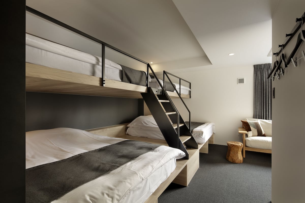 Familiekamer (Ensuite Bathroom, 2 bunk + 1 sofa bed) | Verduisterende gordijnen, gratis wifi, beddengoed, rolstoeltoegankelijk