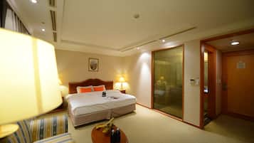 Down comforters, free minibar items, in-room safe, desk