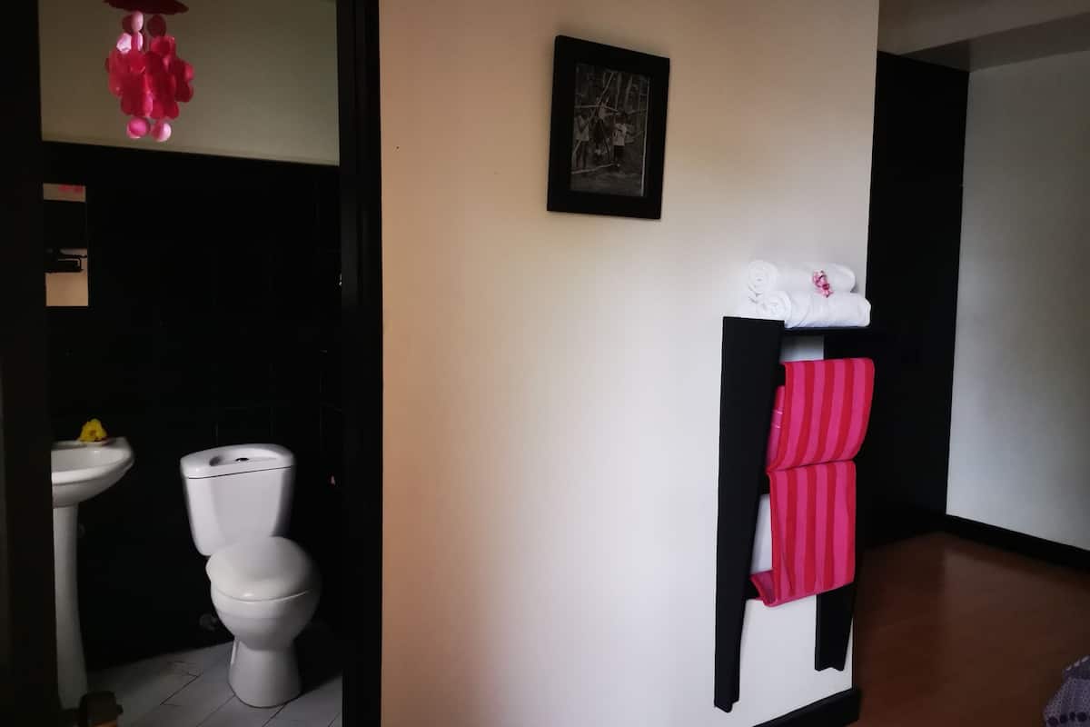 Deluxe Double Room, 1 Bedroom, Ocean View | Bathroom