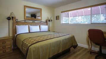 2 Bedroom Suite with Jetted Tub
