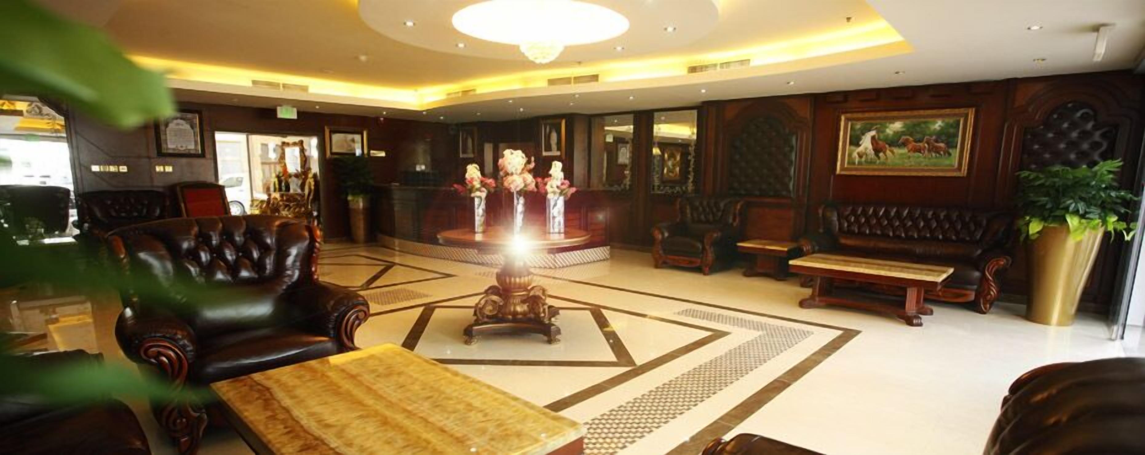 Photo - Tourist Hotel