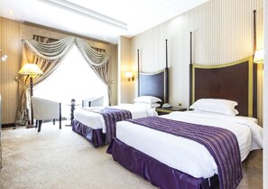 Standard Twin Room | 1 bedroom, minibar, in-room safe, desk - Tourist Hotel (Doha)