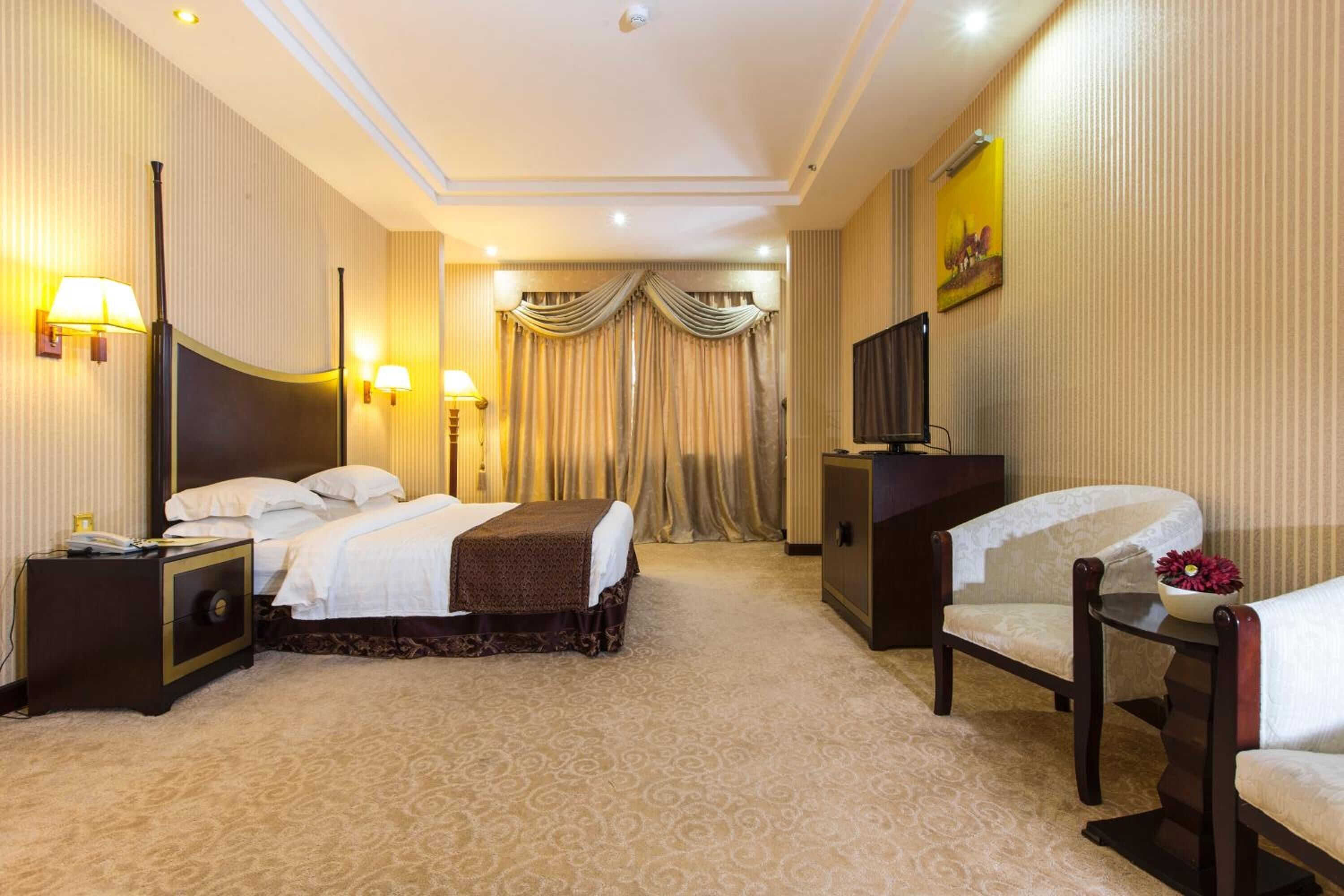 Photo - Tourist Hotel