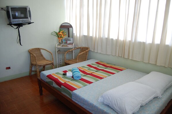 Habitación estándar con 2 camas individuales | Wifi gratis 