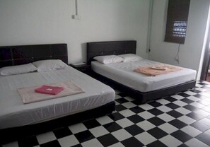 Desk, free WiFi - New Asia Heritage Hotel (George Town)