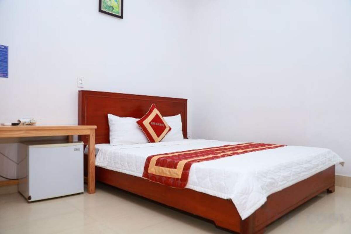 Double Room No Window
