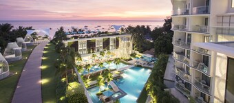 The Lind Boracay