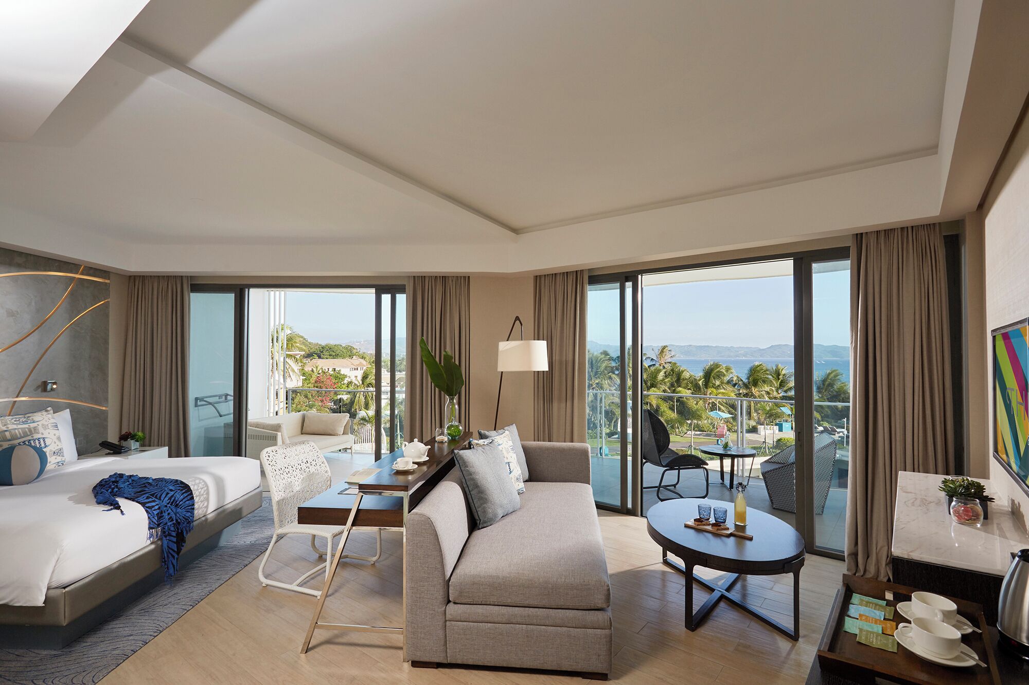 Sea Premier | Caja fuerte, cortinas opacas, wifi gratis y ropa de cama