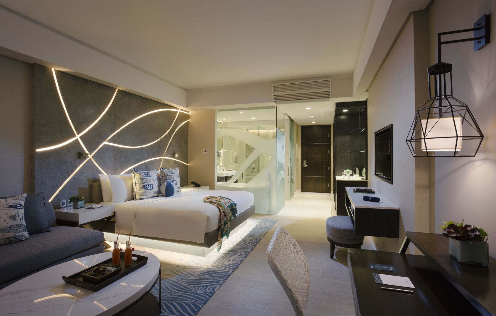 In-room safe, blackout curtains, free WiFi, bed sheets
