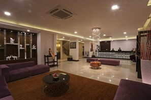 Lobby - Hotel Harmika (Kathmandu)