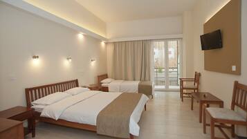 Premium bedding, in-room safe, individually decorated, rollaway beds