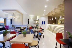 Food and drink - Nidimos Hotel (Delphi)