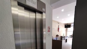 Botón de imagen sin clasificar, 3 de 47
