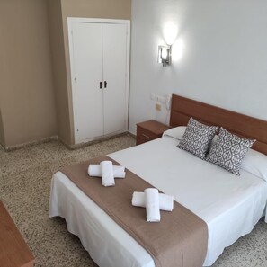 Desk, rollaway beds, free WiFi, bed sheets