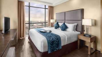 Premium bedding, minibar, in-room safe, desk