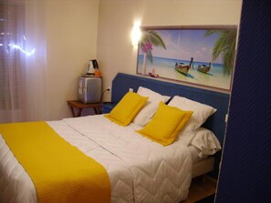 Standard Double Room | In-room safe, desk