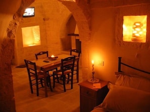 Suite (Trullo Via Monte Pasubio, 13) | Área de sala de estar