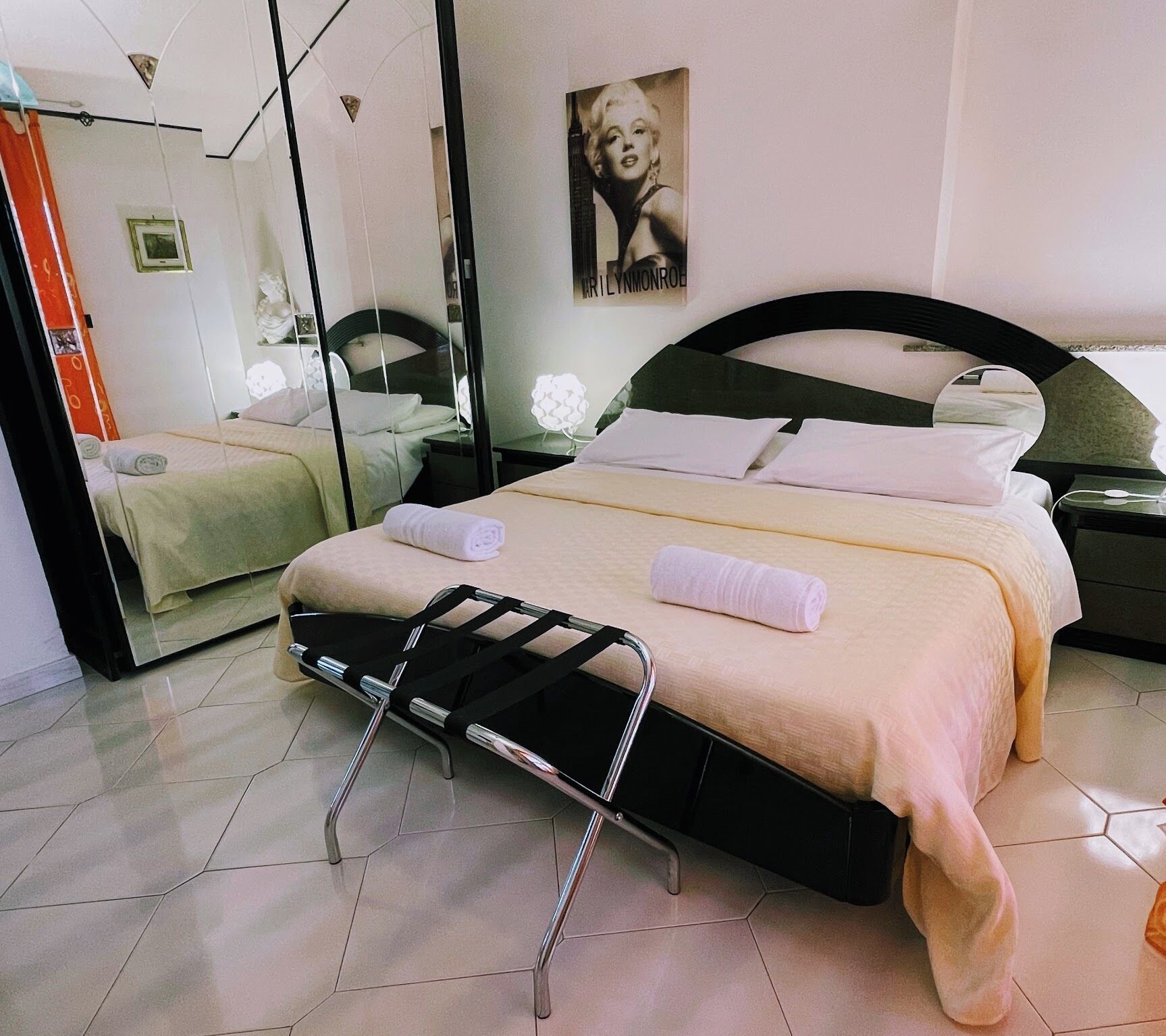 Quarto casal ou duplo, banheiro privativo | Roupas de cama antialérgicas, edredons de pluma