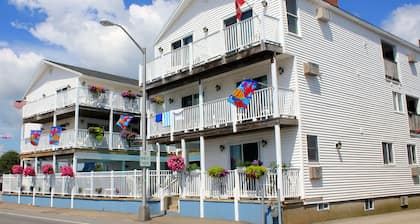 Atlantic Motel