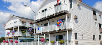 Atlantic Motel
