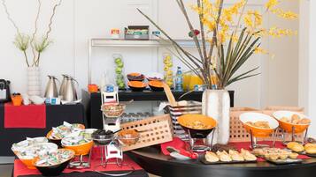 Daily buffet breakfast (EUR 10 per person)