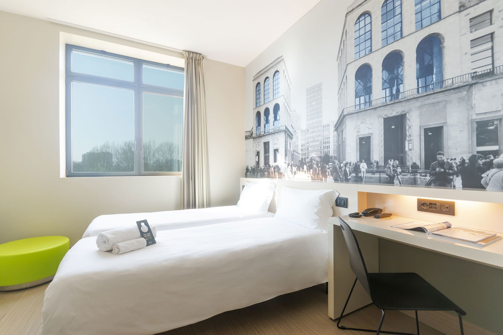 In-room safe, desk, soundproofing, free WiFi