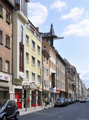 Property entrance - Garden Hotel (Nuremberg)