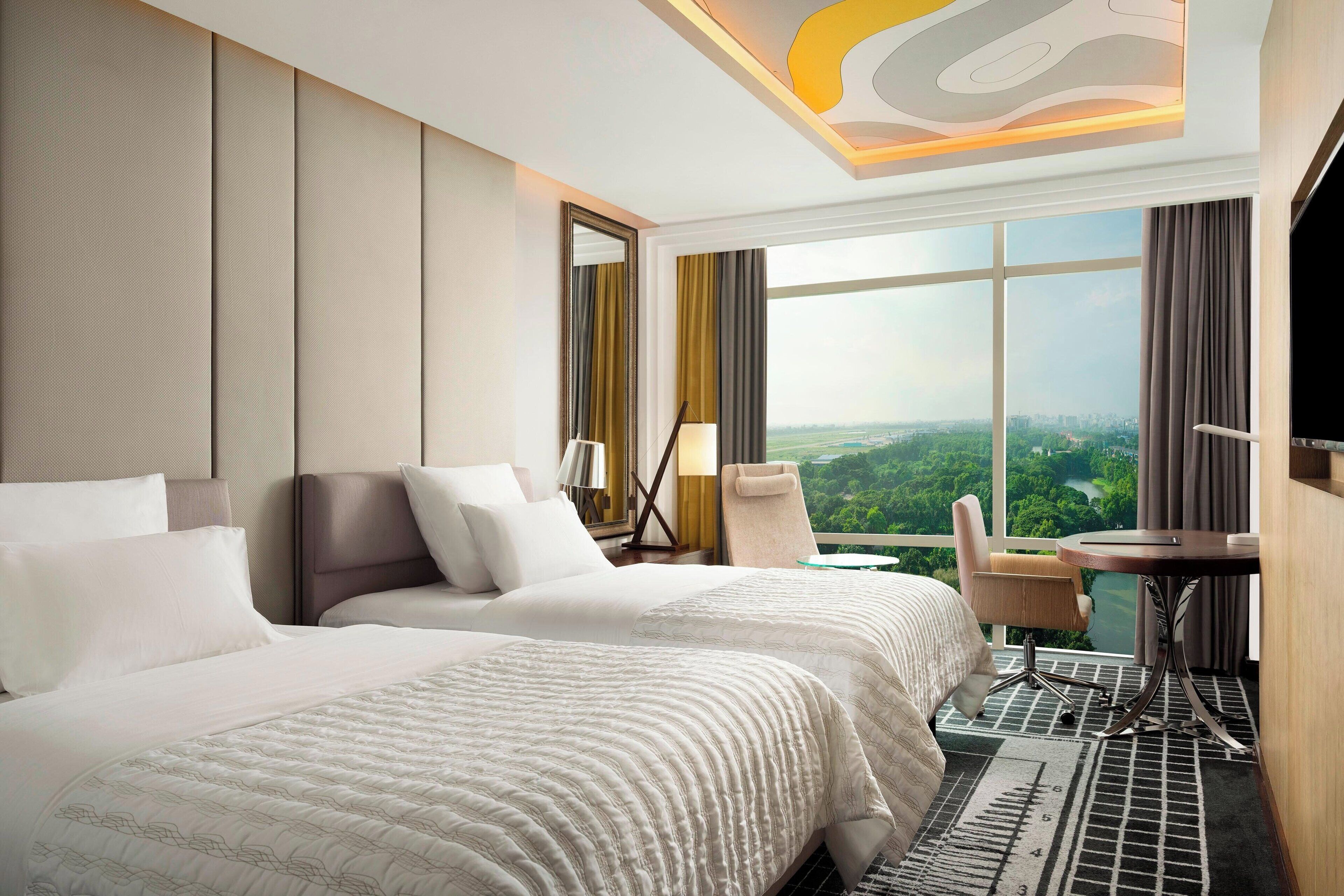 1 bedroom, premium bedding, minibar, in-room safe