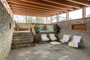Sauna seca, sauna a vapor