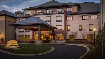 Front of property – evening/night