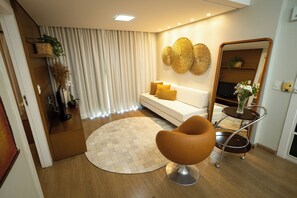 Luxury Double Room | Minibar, soundproofing, free WiFi, bed sheets - Alfa Hotel (Vicosa)