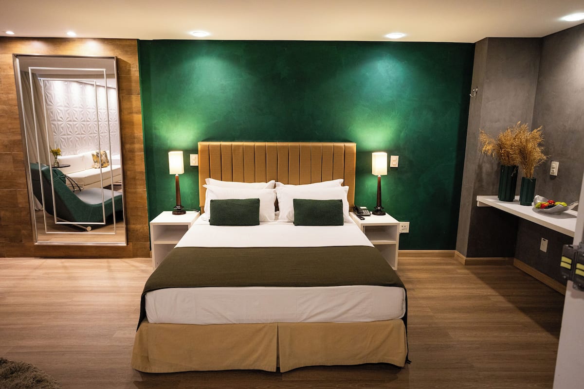 deluxe studio suite | 1 bedroom, minibar, soundproofing, free wifi