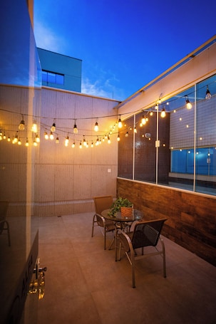 Luxury Double Room | Minibar, soundproofing, free WiFi, bed sheets. Alfa Hotel