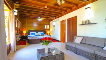 Premium bedding, down duvets, in-room safe, free WiFi