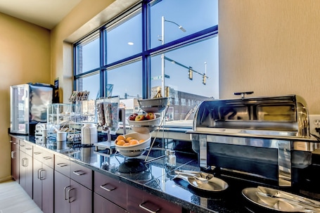 Free daily self-serve breakfast
