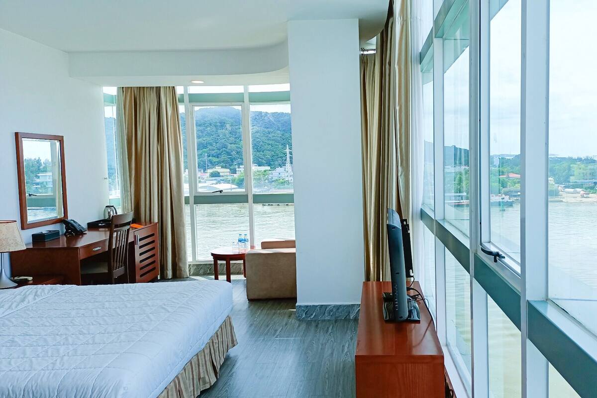 Deluxe Double Room, 1 King Bed