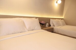 Premium bedding, down duvets, in-room safe, free WiFi - Hotel Rebequet (Boquete)