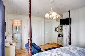 Luxury Room, Vineyard View (French Country Cottage Suite) | Premium bedding, soundproofing, free WiFi