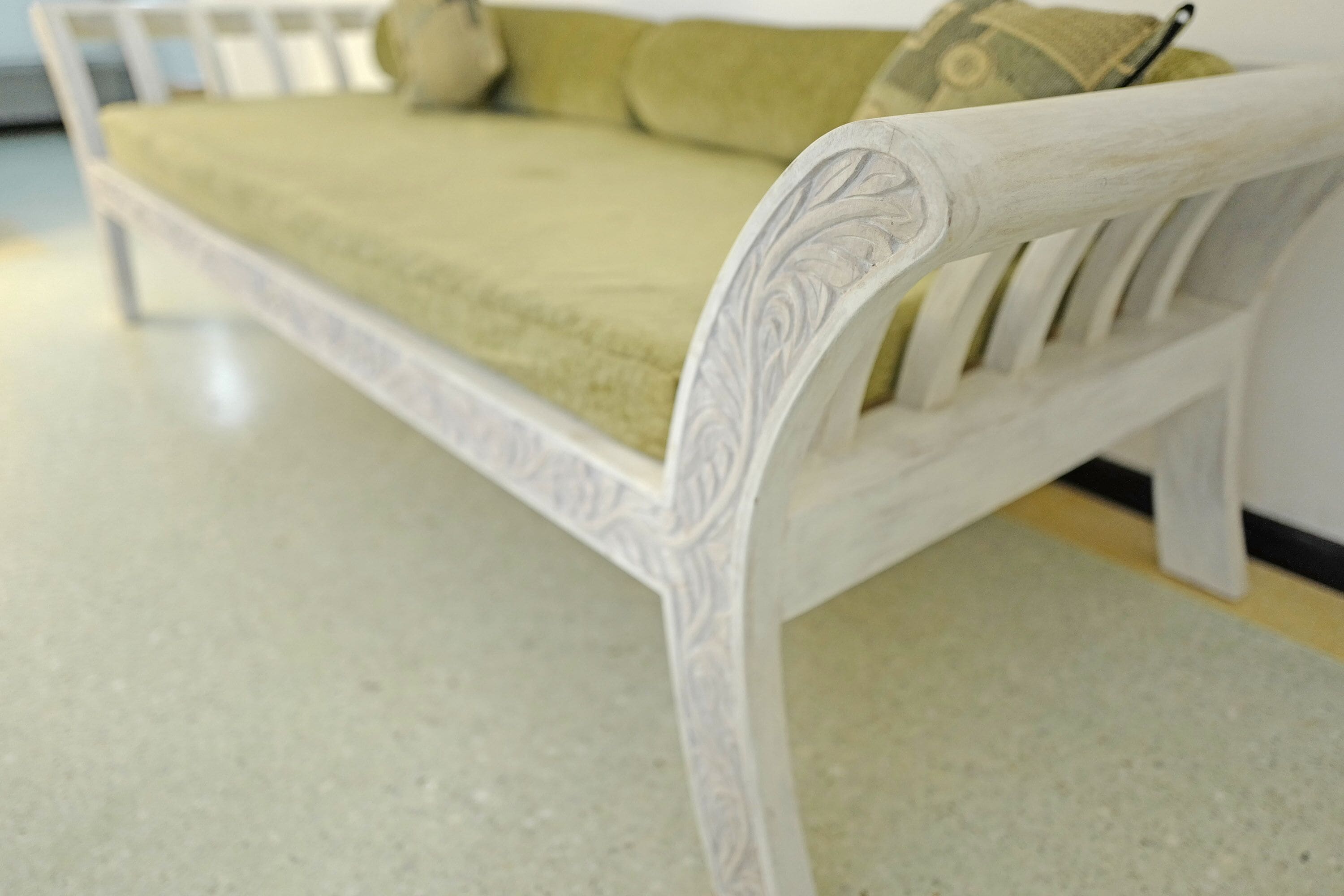 junior suite | living area | toys, books