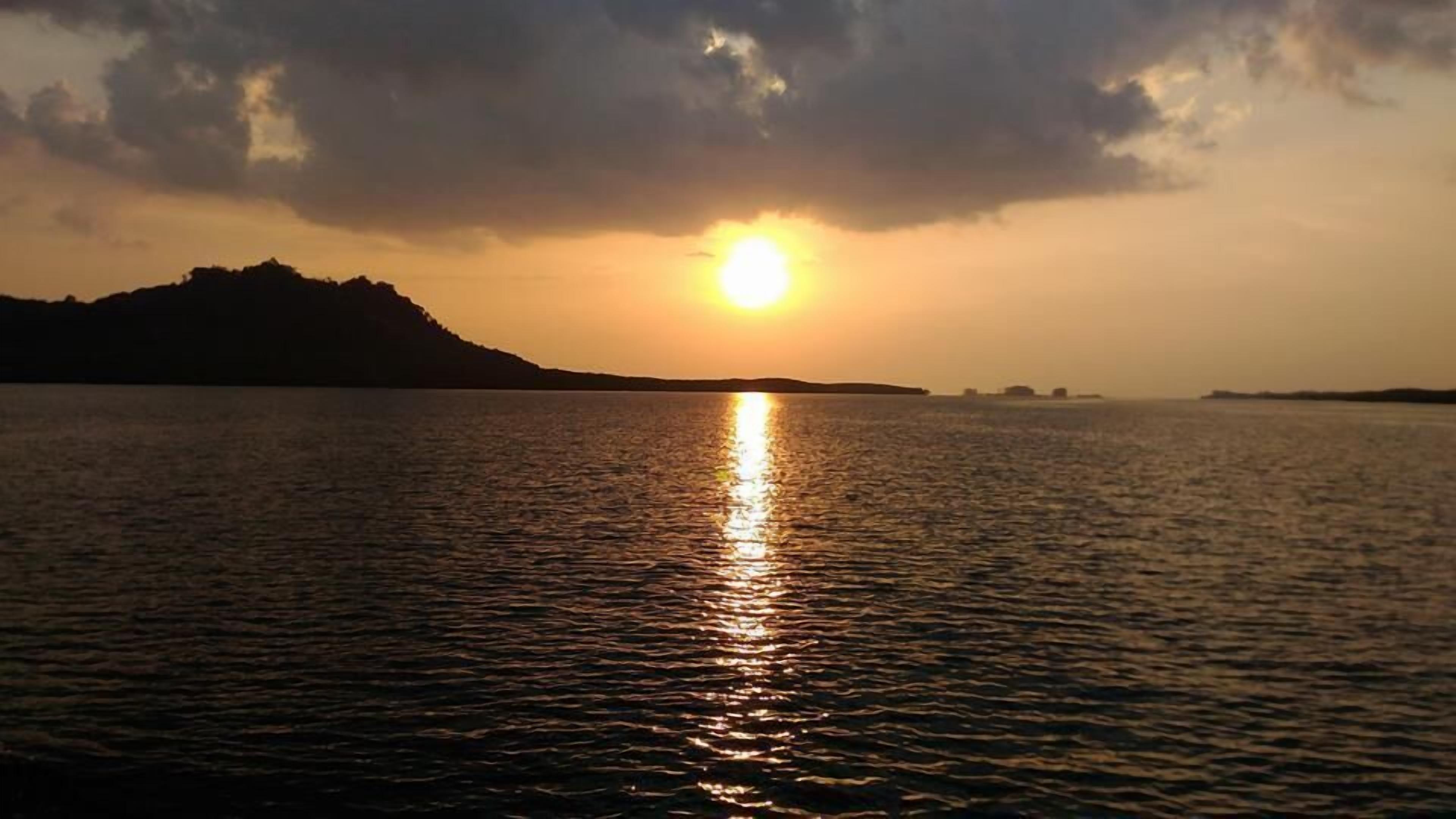 Foto - SER-EN-DIP-I-TY - SHA Extra Plus