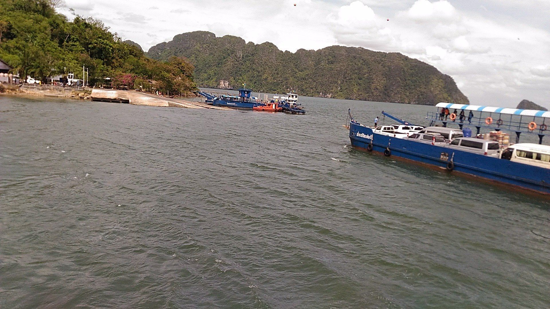 Foto - SER-EN-DIP-I-TY - SHA Extra Plus